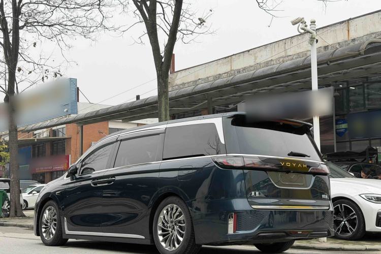 Used VOYAH Dream 2025 PHEV Four-Wheel-Drive Flagship Version – Qiankun Edition Exterior 2