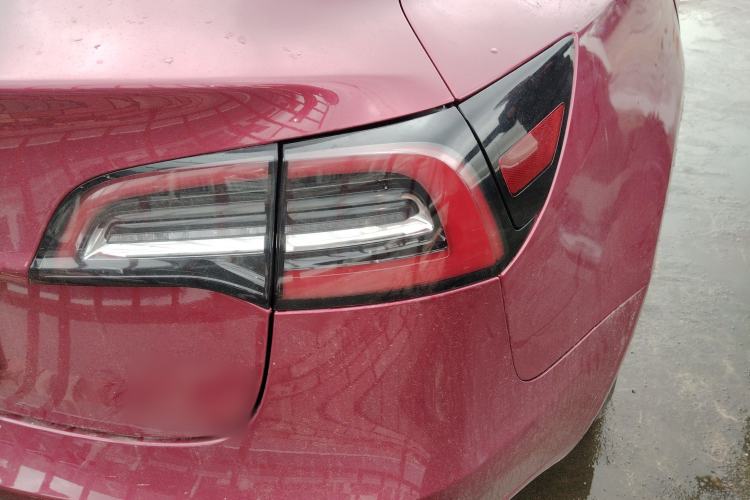 Used Tesla Model 3 2019 Long-Range Rear-Wheel-Drive Version
