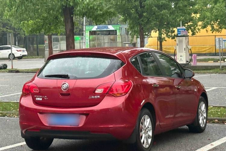 Used Buick GT 2014 XT 1.6L Automatic Fashion Edition Exterior 4