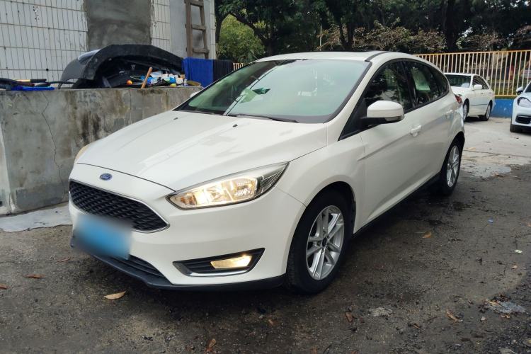 Used Ford Focus 2015 Hatchback 1.6L Automatic Fashion Edition
