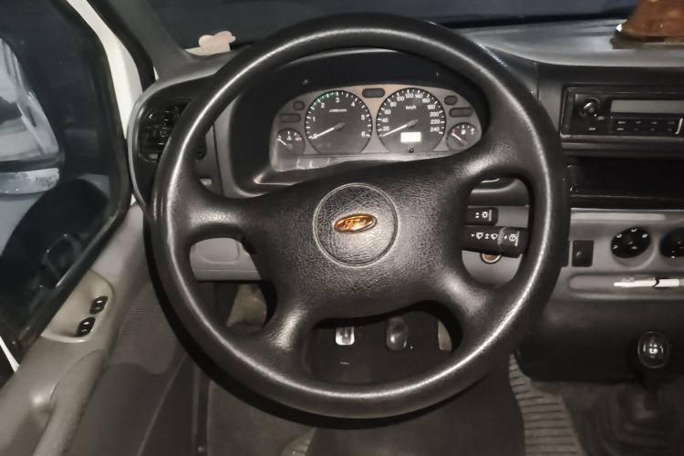 Used Ford Classic Transit 2015 2.8T Diesel Multi-Function Vehicle Short Wheelbase 6-Seater Mid-Roof Edition JX493ZLQ4
