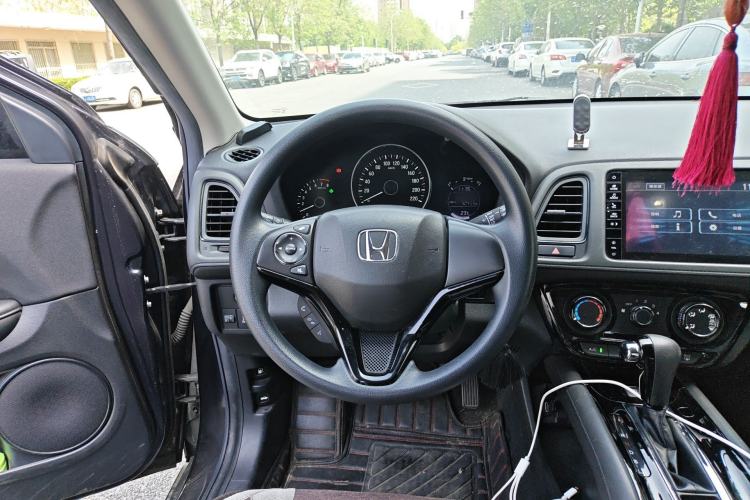 Used Honda Vezel 2020 1.5L CVT Pioneer Edition
