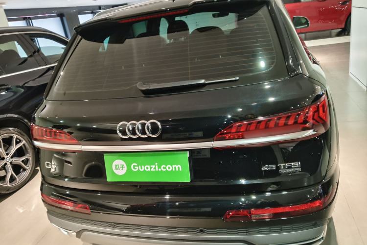 Used Audi Q7 2023 45 TFSI quattro S line Sport model