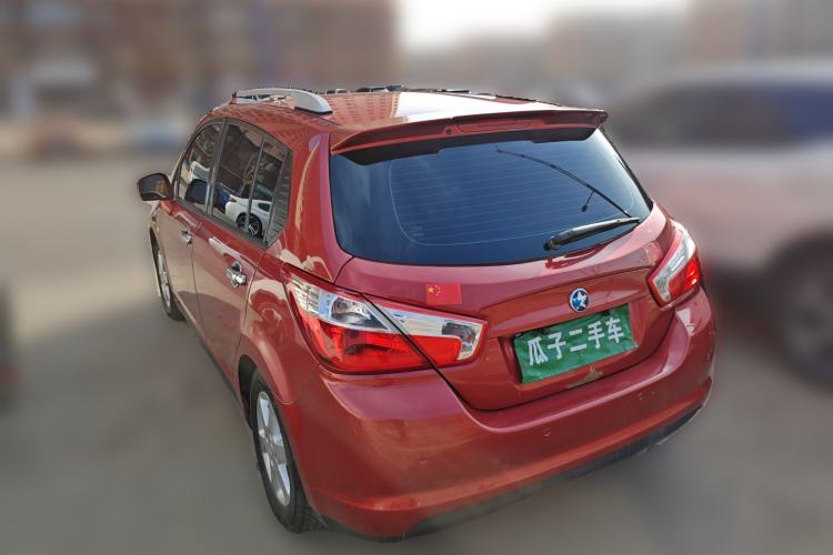 Used Venucia R50 2013 1.6L Manual Luxury Edition