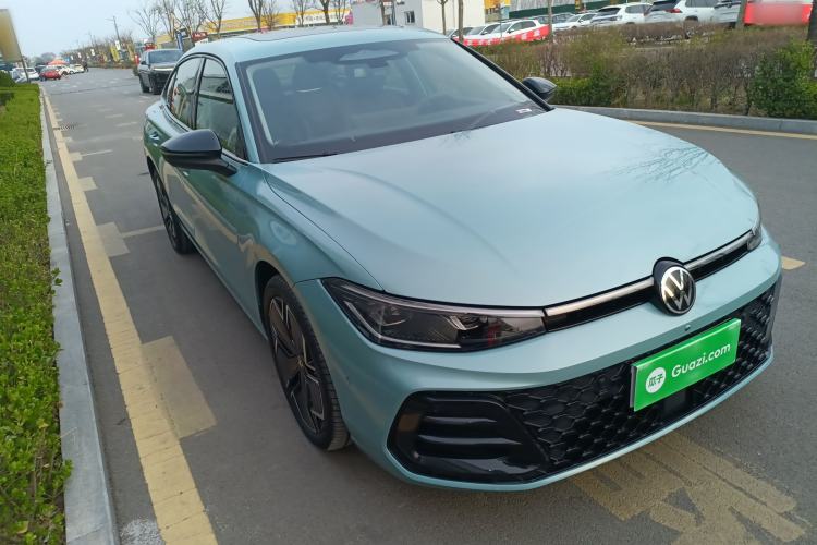 Used Volkswagen Passat 2025 Pro 380TSI Starry Dragon Luxury Edition
