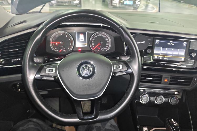 Used Volkswagen Tayron 2019 330TSI Two-Wheel Drive Luxury Model China VI Standard