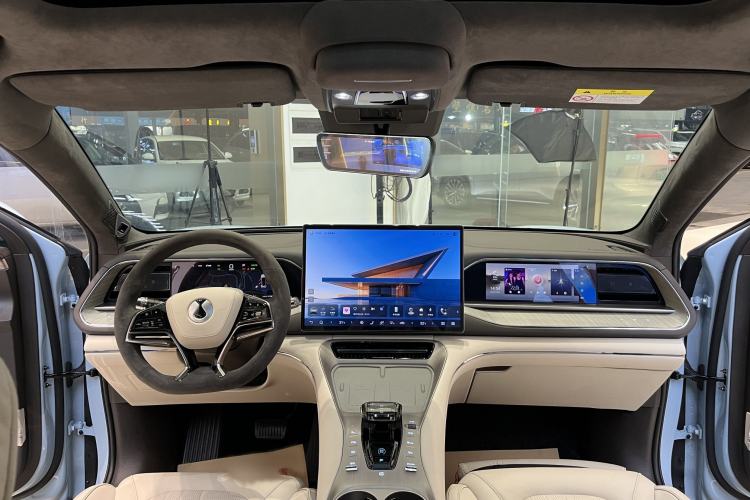 Used Denza N7 2023 Long-Range Performance Max Edition
