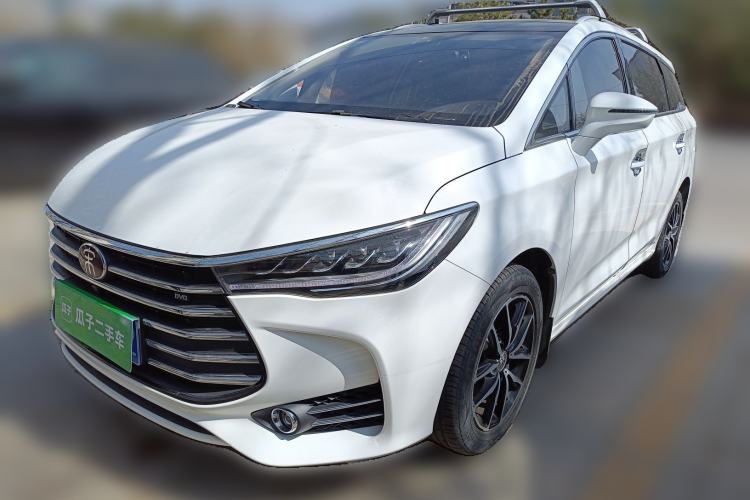 Used BYD Song MAX 2018 1.5T Automatic Smart Connect Elite Model with 6 Seats