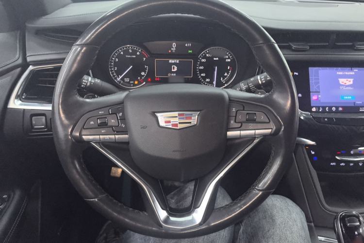 Used Cadillac XT6 2022 2.0T Six-Seater Four-Wheel Drive Luxury Version Steering Wheel