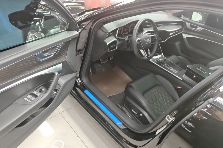 Used Audi A6L 2025 Restyled 45 TFSI quattro Prestige Dynamic Edition