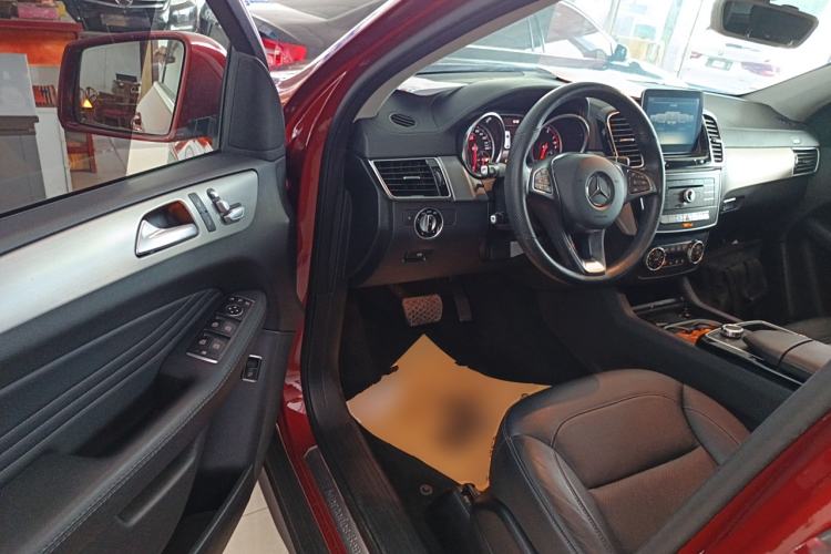 Used Mercedes-Benz GLE Coupe 2017 GLE 320 4MATIC Coupe SUV
