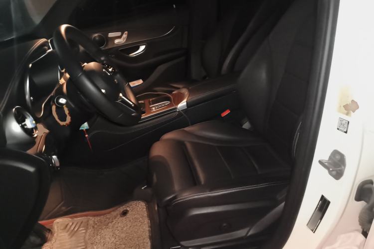 Used Mercedes-Benz GLC 2020 GLC 260 L 4MATIC Luxury Model Left Front Seat