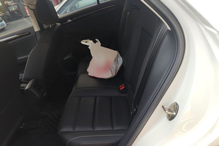 Used Volkswagen T-ROC 2022 280TSI DSG Two-Wheel Drive Comfort PLUS
