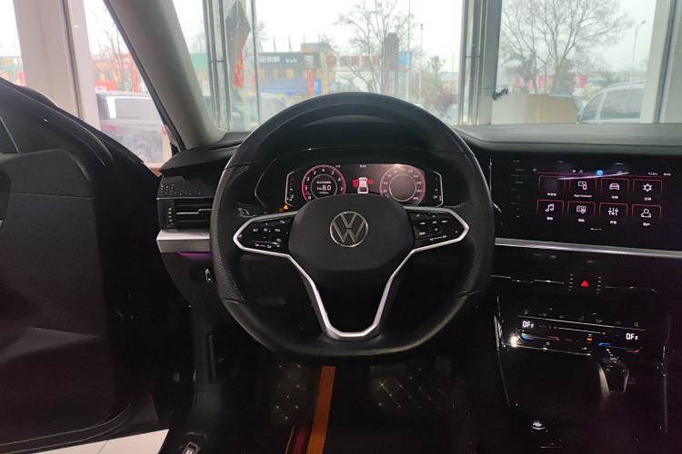 Used Volkswagen Passat 2023 380TSI Luxury Edition
