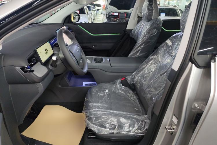 Used XPeng G6 2025 625 Long-Range Max Tech Edition Left Front Seat