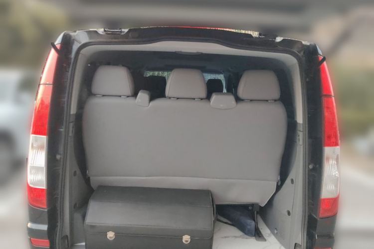 Used Mercedes-Benz Vito 2011 2.5L Elite Edition Trunk