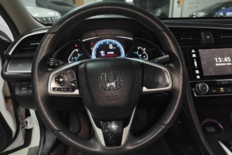 Used Honda Civic 2016 220TURBO CVT Luxury Edition