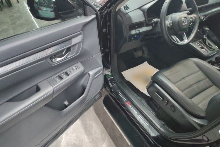 Used Honda CR-V 2023 240TURBO Two-Wheel-Drive Luxury Version 5 Seats
