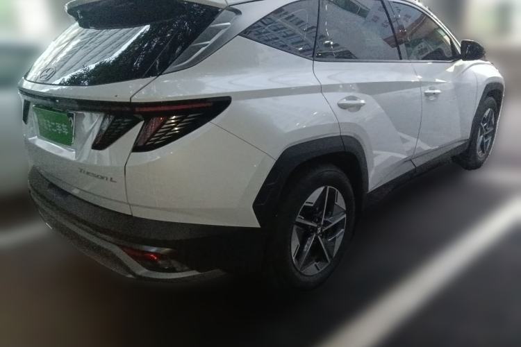 Used Hyundai Tucson 2025 Tucson L 1.5T Prestige Edition Rear Right 45 Deg