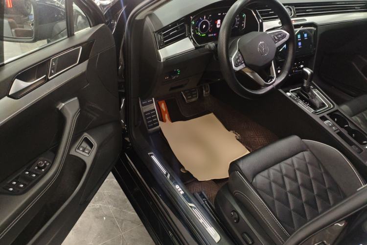 Used Volkswagen Magotan GTE Plug-in Hybrid 2022 GTE Luxury Model
