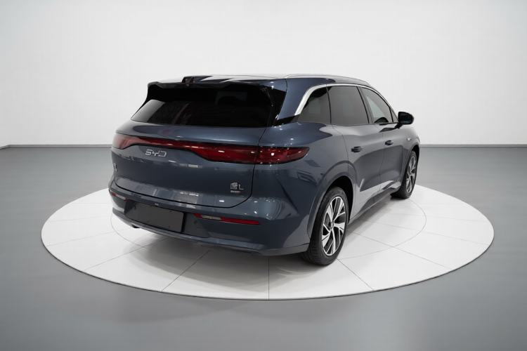 Used BYD Tang L 2025 EV with 670 km Range LiDAR and Premium Features Rear Right 45 Deg