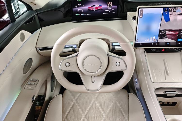 Used Hima Stelato S9 2025 Extended-Range Max Steering Wheel