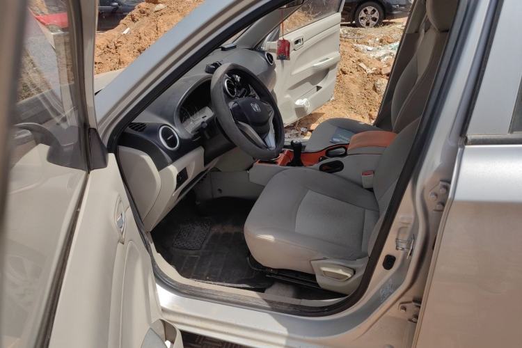 Used CHANGAN Alsvin V3 2015 1.4L Manual Meiruan Model China V Standard
