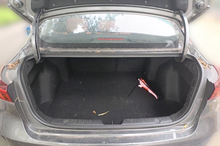 Used CHANGAN Eado 2023 Changan Edition PLUS Blue Whale NE 1.4T GDI DCT Prestige Version Trunk