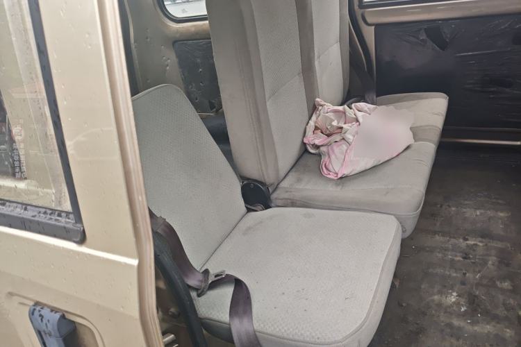 Used Wuling Rongguang 2011 1.2L Base Version Left Rear Seat