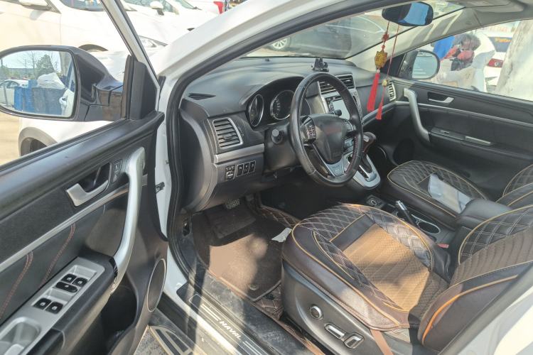 Used Haval H6 2015 Sport Edition 1.5T Automatic Two-Wheel Drive Luxury Model