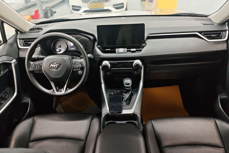 Used Toyota RAV4 2023 2.0L CVT Two-Wheel Drive Urban Edition
