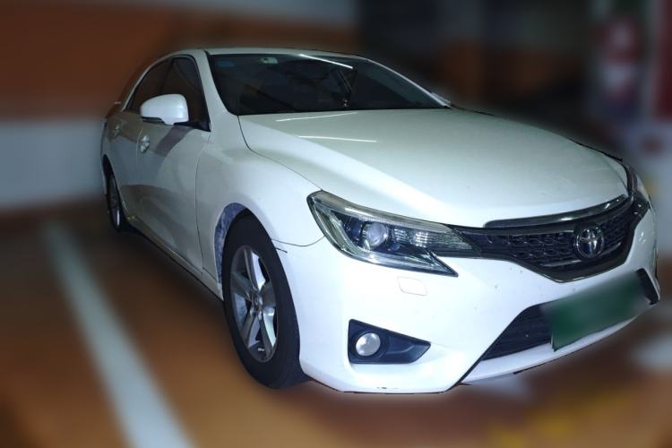Used Toyota Reiz 2013 2.5S Elite Edition Front Right 45 Deg