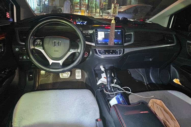 Used Honda Jade 2017 1.8L automatic Comfort version 5 seats
