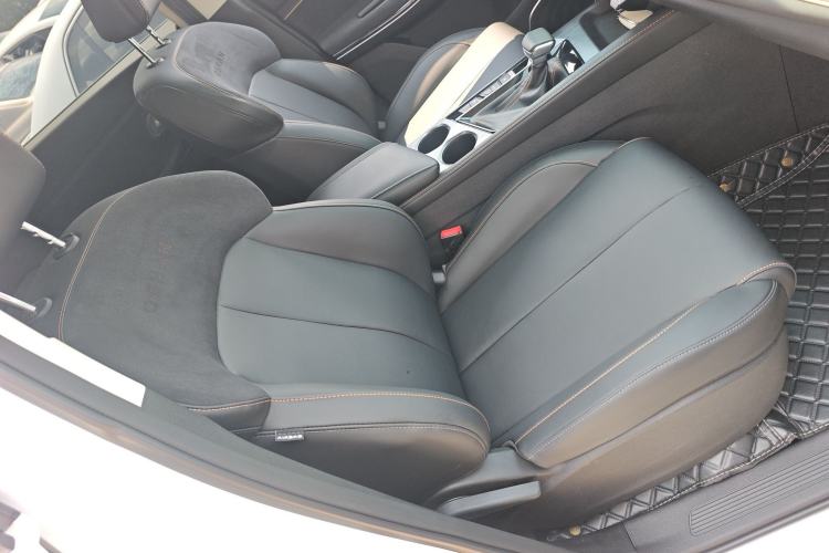 Used CHANGAN OSHAN X7 PLUS 2023 Enjoy Edition 1.5T Automatic Prestige 7-Seater Right Front Seat