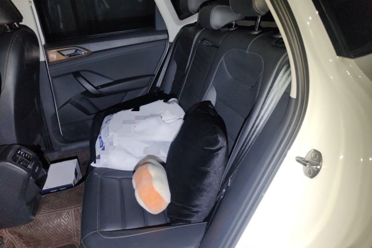 Used Volkswagen Tharu 2020 280TSI Two-Wheel Drive Luxury Plus Version China VI Standard Left Rear Seat