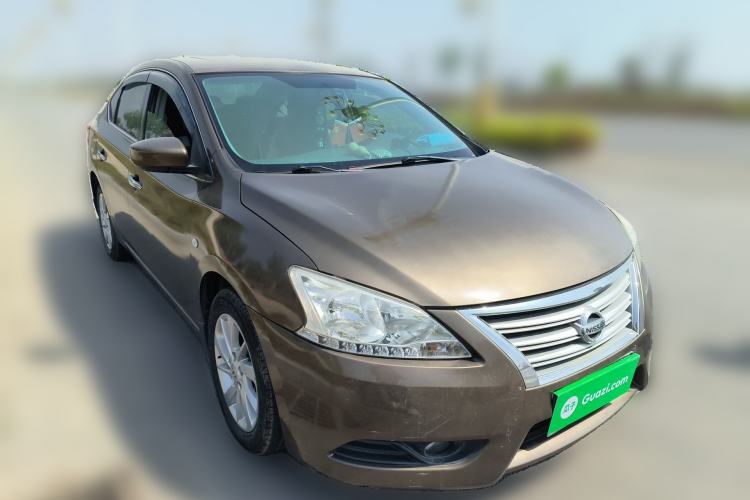 Used Nissan Sylphy 2012 1.6 XL Manual Luxury Edition Front Right 45 Deg