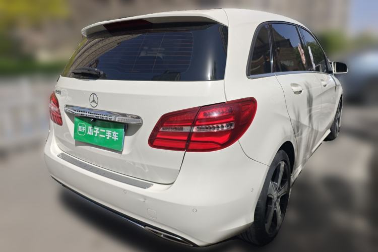 Used Mercedes-Benz B-Class 2015 B 200 Fashion Model
