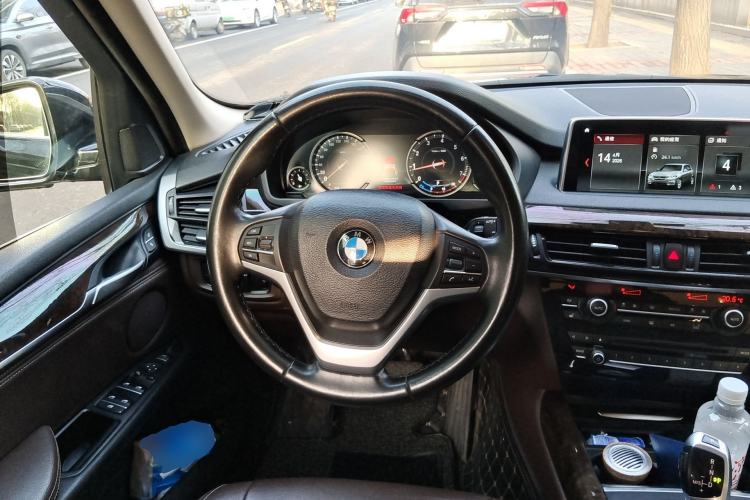 Used BMW X5 2018 xDrive28i Steering Wheel