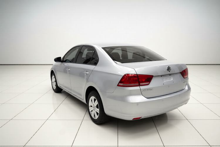 Used Volkswagen Santana 2015 1.6L Automatic Fashion Edition
