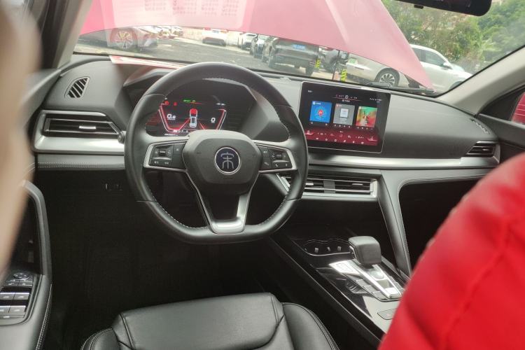 Used BYD Song Pro 2019 1.5T Automatic Elite Edition Center Console