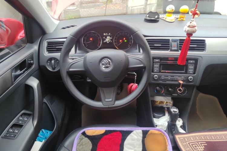 Used Skoda Rapid Spaceback 2014 1.6L Automatic Enjoyment Edition
