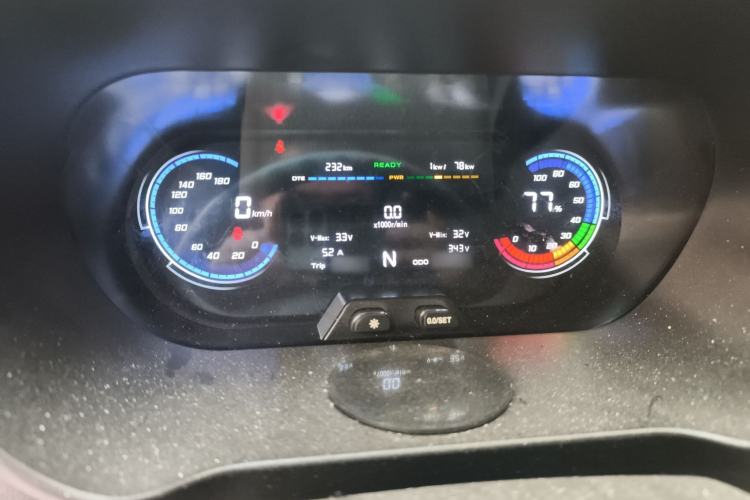 Used Chana Ruixing EM60 2025 Passenger Version Comfort Edition 6 Seats 300 km Range Side-Hinged Doors