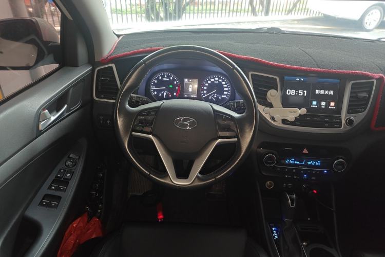 Used Hyundai Tucson 2015 1.6T Dual-Clutch Two-Wheel-Drive Smart Model