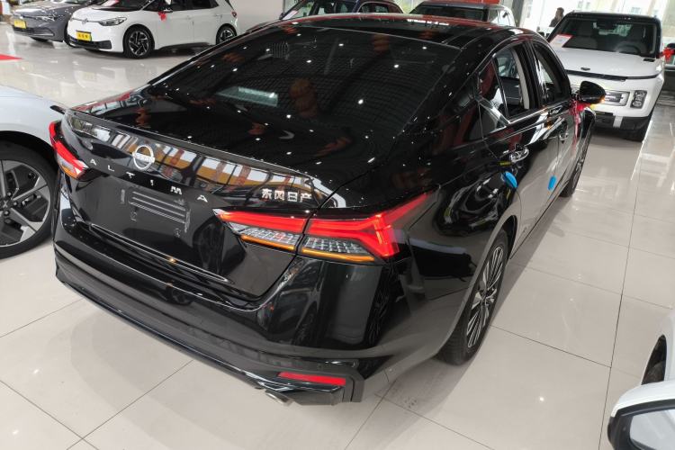 Used Nissan Teana 2022 2.0L XL-TLS Enjoyment Edition
