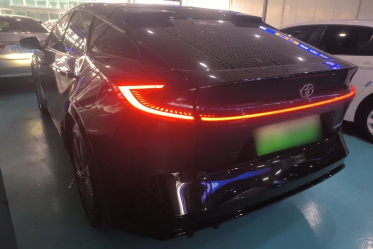 Used Toyota bZ5 2025 Model 550 PRO
