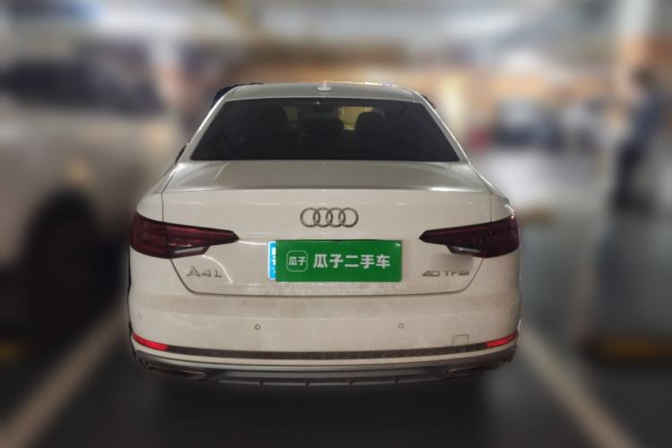 Used Audi A4L 2019 40 TFSI Fashion Version China V