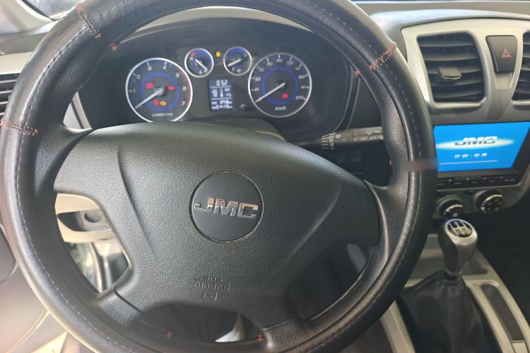 Used JMC Baodian 2018 2.9T New Value-Packed Two-Wheel-Drive Diesel Comfort Version with Extended Cargo Bed – JX4D30B5L
