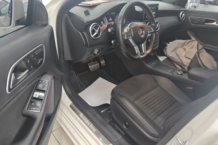 Used Mercedes-Benz A-Class 2015 A 200 Sport Edition Driver Seat