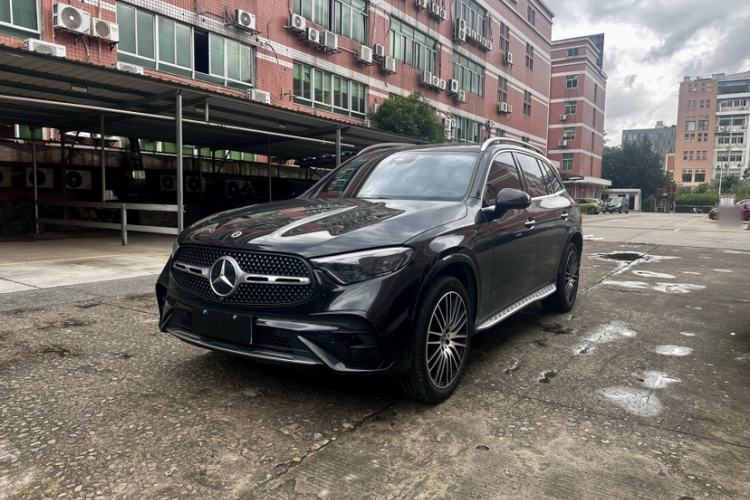 Used Mercedes-Benz GLC 2023 Facelifted GLC 300 L 4MATIC Luxury Version 5 Seats