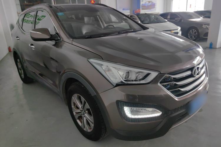 Used Hyundai Santa Fe 2015 2.0T Automatic Two-Wheel Drive Smart Version 5 Seats
